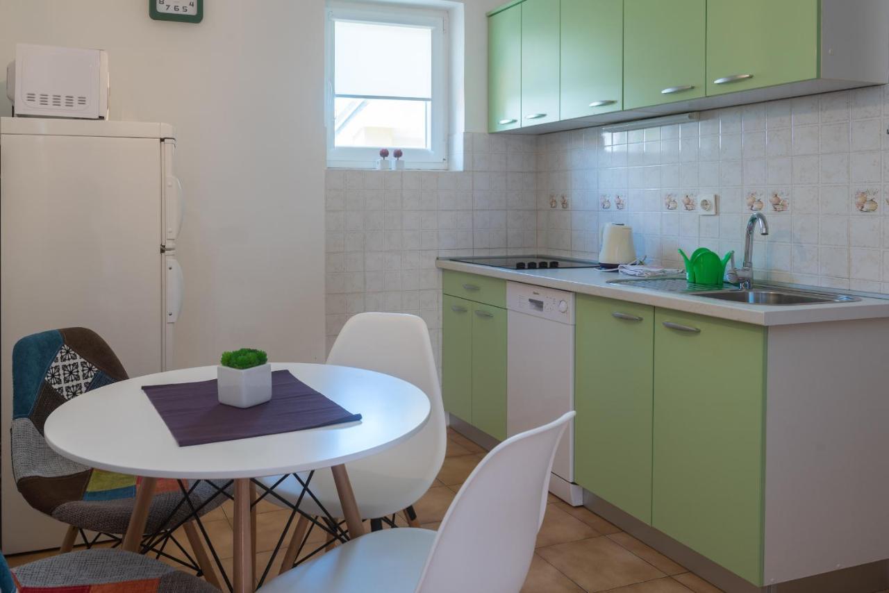 Apartments Bogdanic Krk I Крк Экстерьер фото