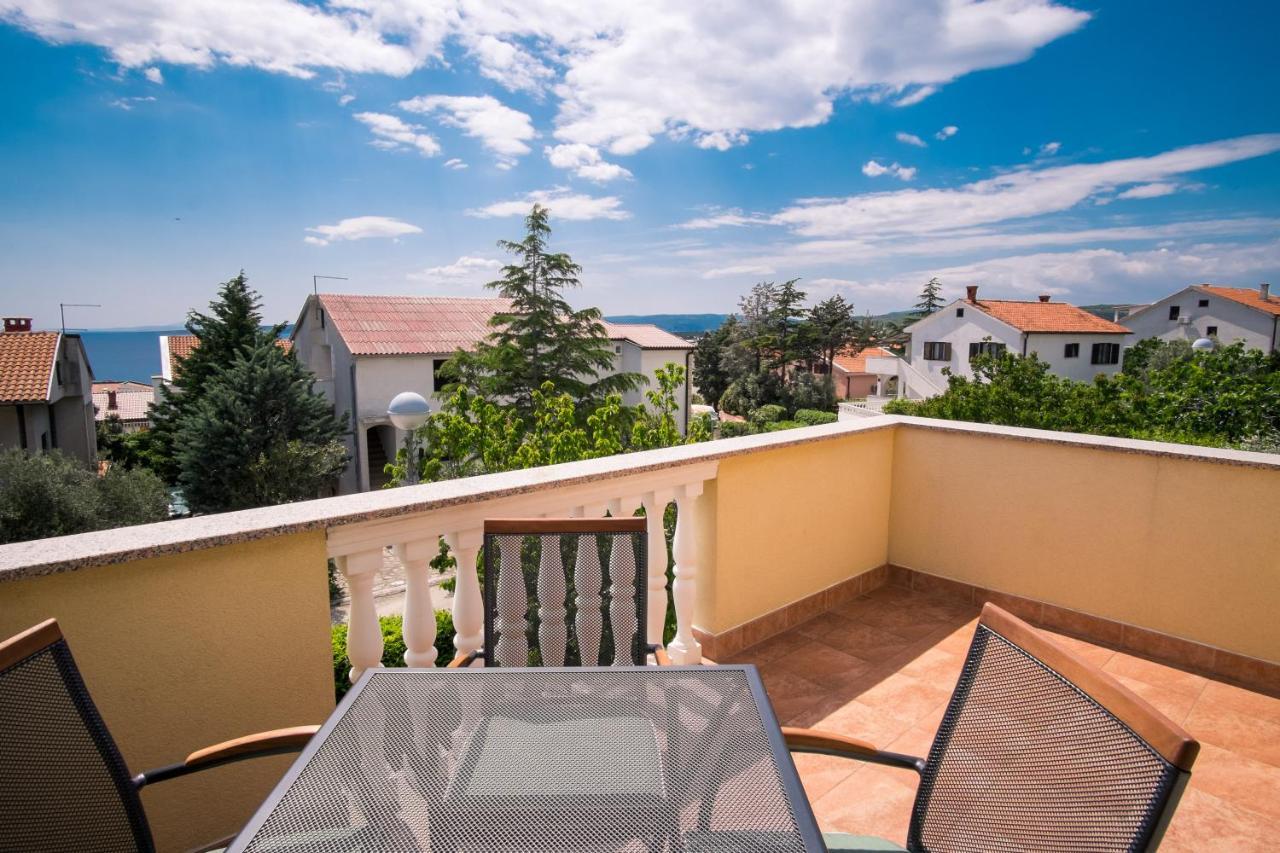 Apartments Bogdanic Krk I Крк Экстерьер фото