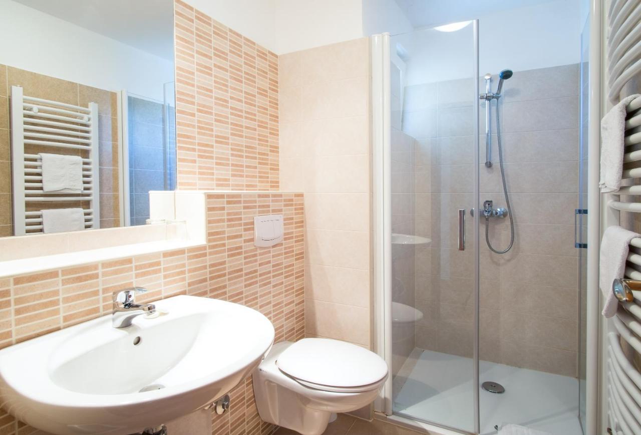 Apartments Bogdanic Krk I Крк Экстерьер фото