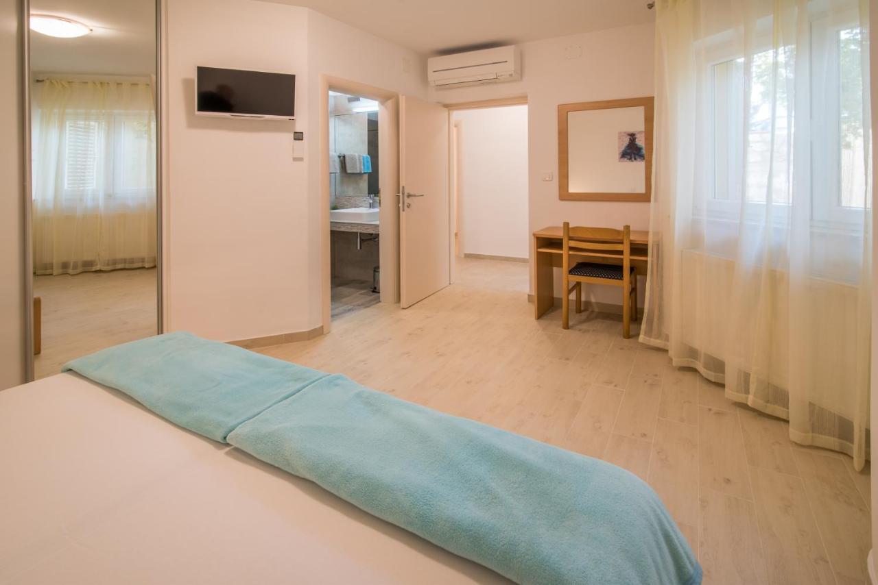 Apartments Bogdanic Krk I Крк Экстерьер фото